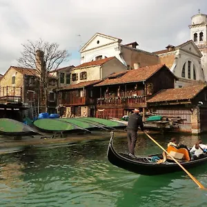 Privatunterkunft Renato House, Venedig